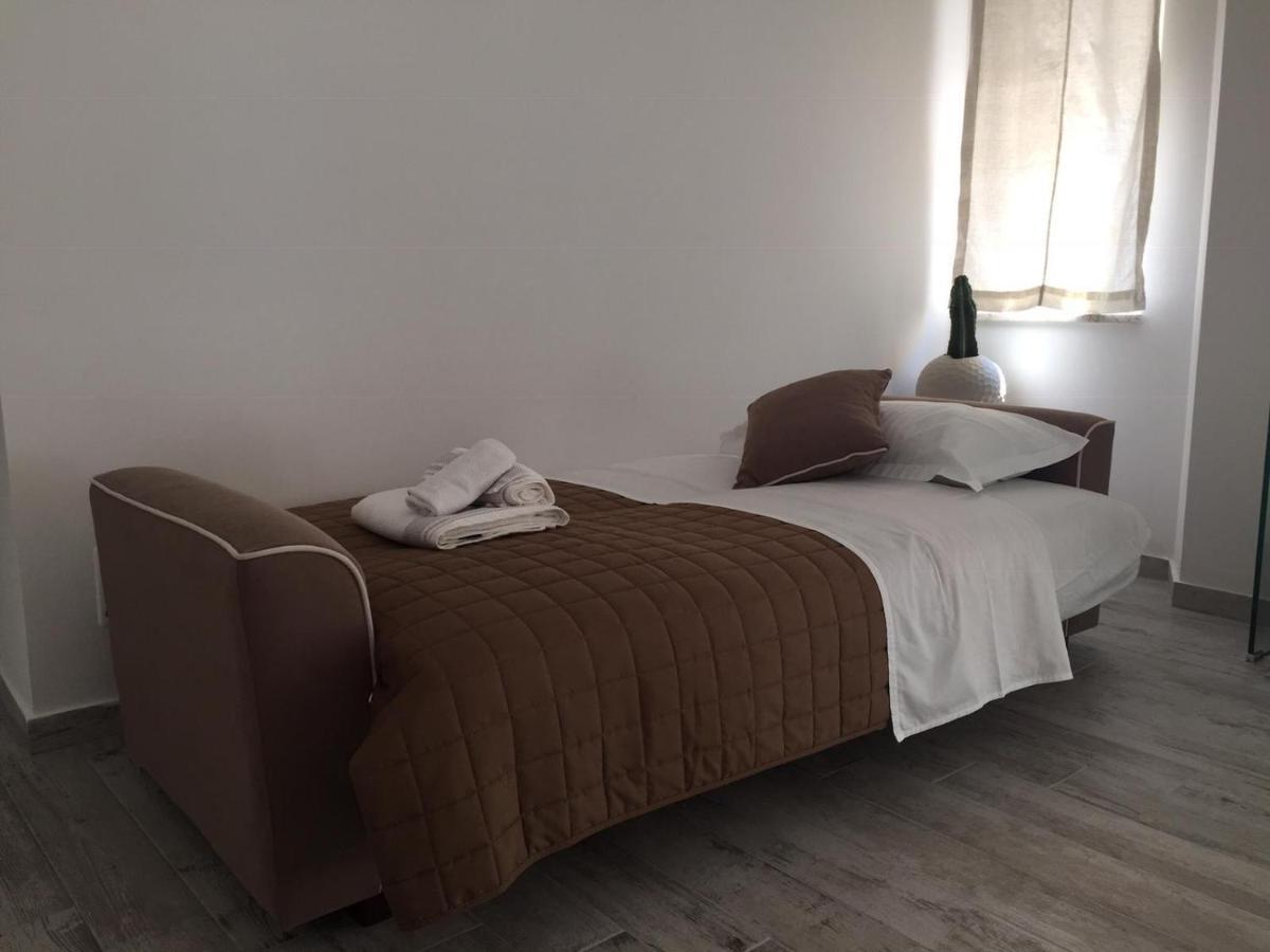 Sikule Bed and Breakfast Santa Teresa Di Riva Exteriör bild